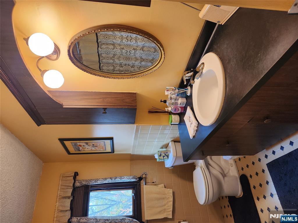 211 Denver Road, Paramus, NJ, 07652