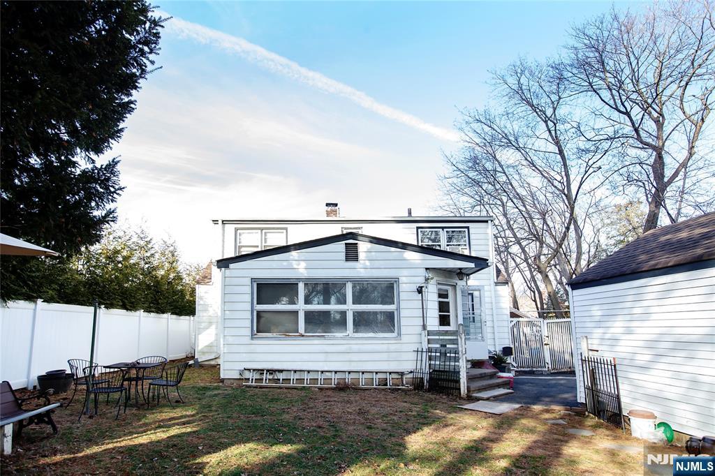 117 Monroe Avenue, River Edge, NJ, 07661