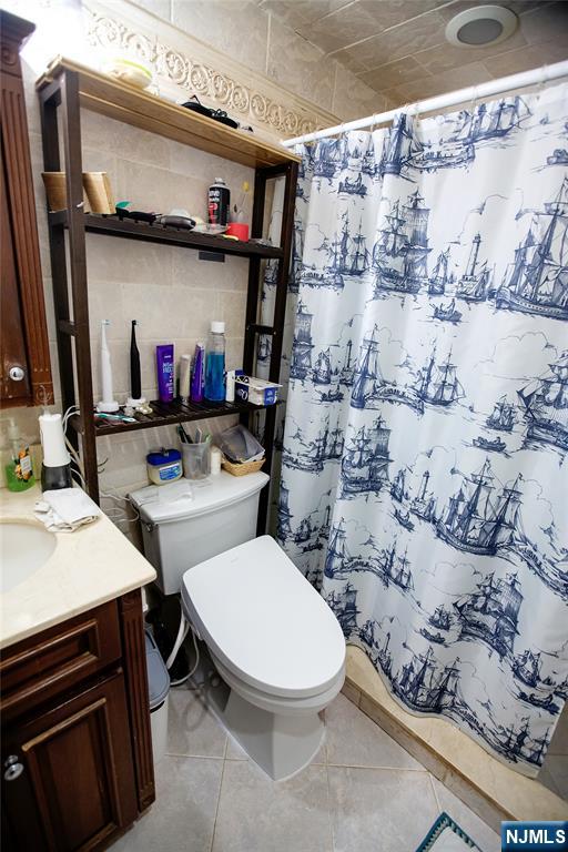 117 Monroe Avenue, River Edge, NJ, 07661