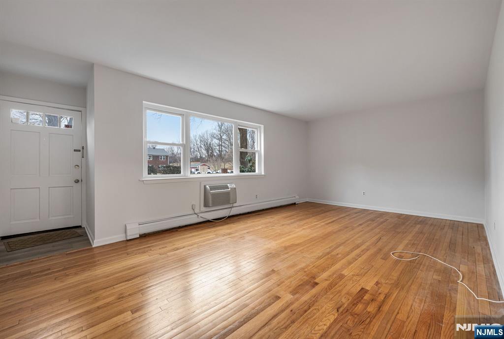 121 Regency Park, Ramsey, NJ, 07446