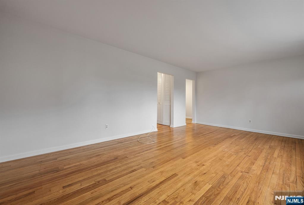 121 Regency Park, Ramsey, NJ, 07446