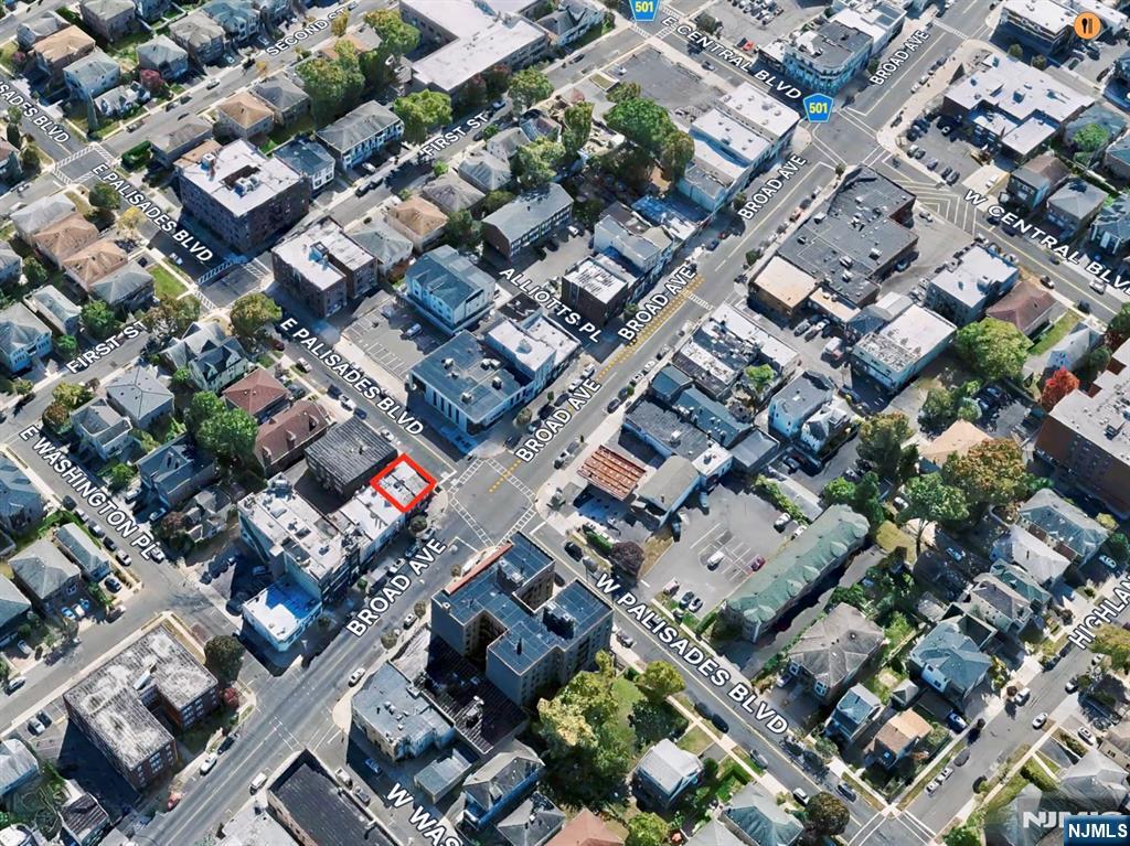 402 Broad Avenue, Palisades Park, NJ, 07650