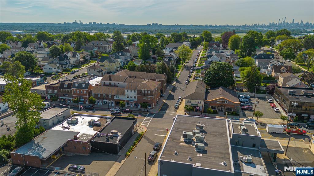 183 Boulevard - Photo 4