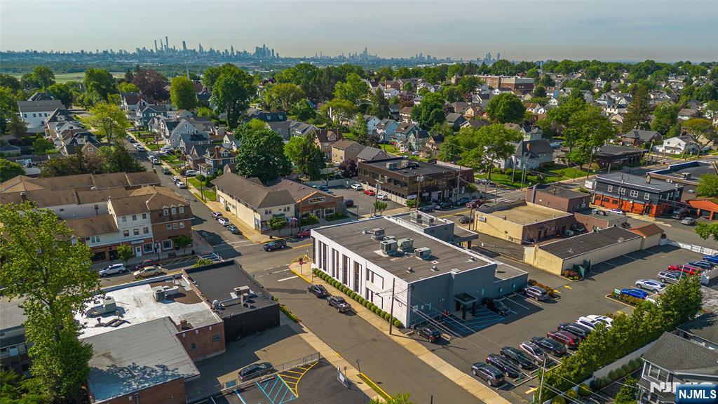 183 Boulevard - Photo 5