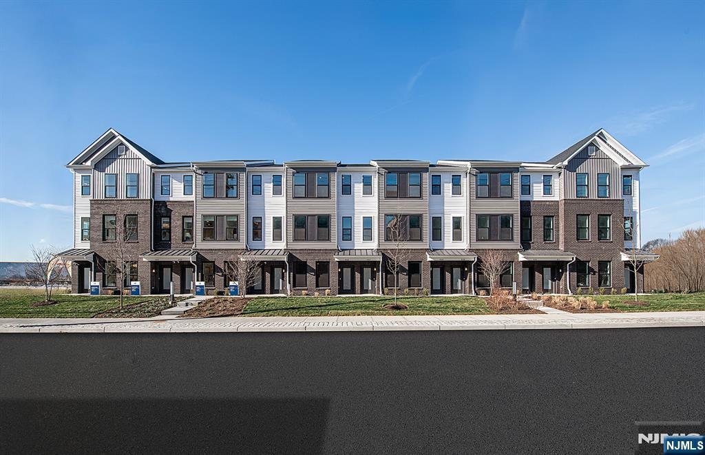 55 Passaic Avenue, Kearny, NJ, 07032