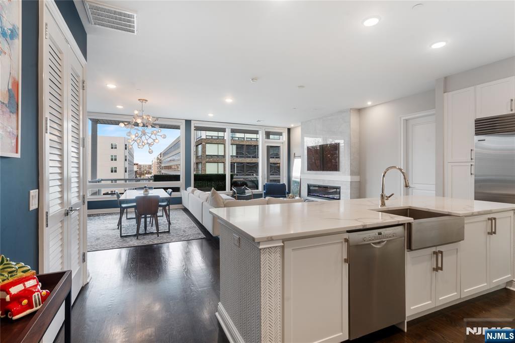 117 Van Riper Lane, Woodcliff Lake, NJ, 07677