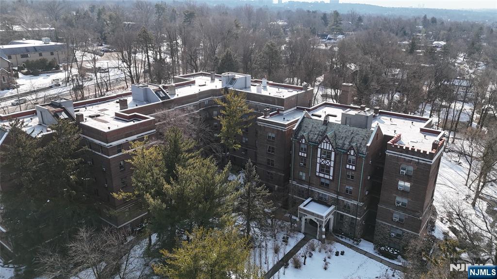 100 Palisade Avenue D12 - Photo 3