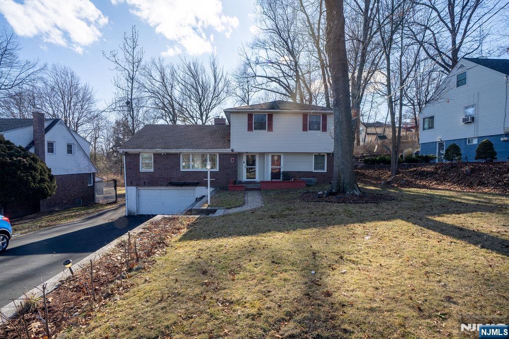 64 Century Road, Paramus, NJ, 07652