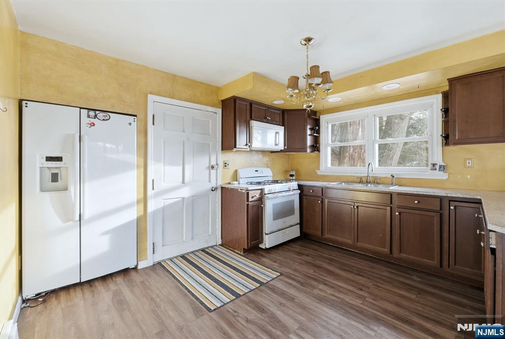 Homes for sale in Ringwood, NJ | 450 Skyline Lake Dr, Ringwood, NJ 07456 | MLS# 26002106