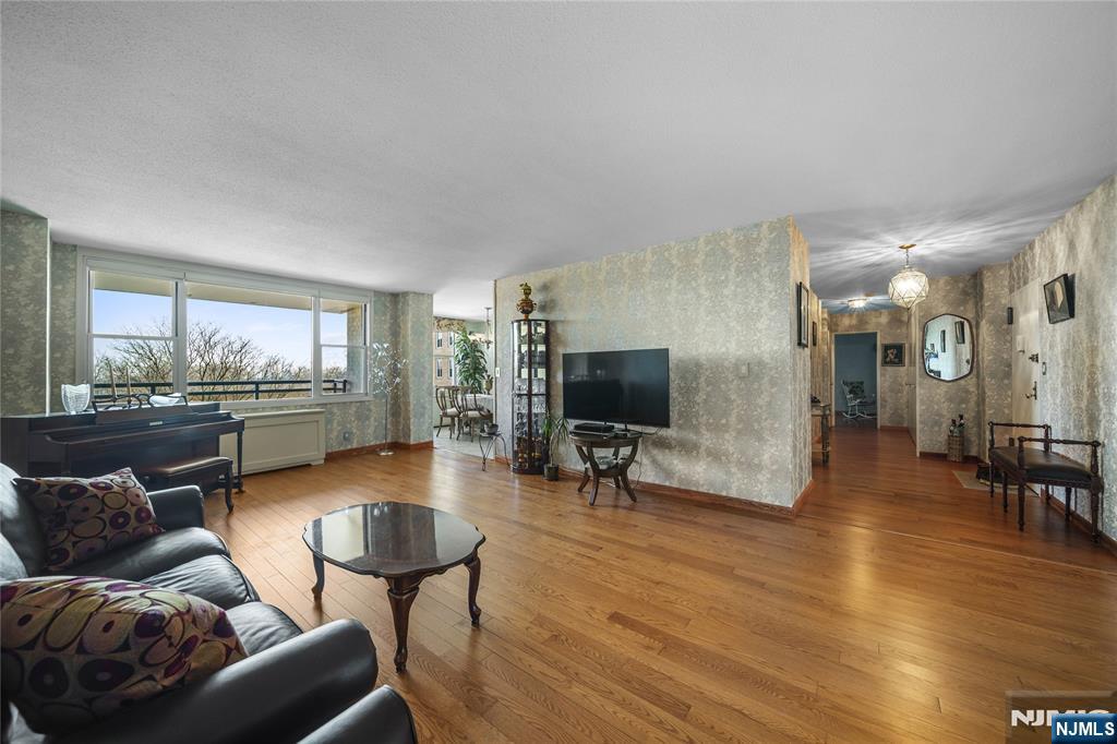 2200 N Central Road 6H - Photo 3