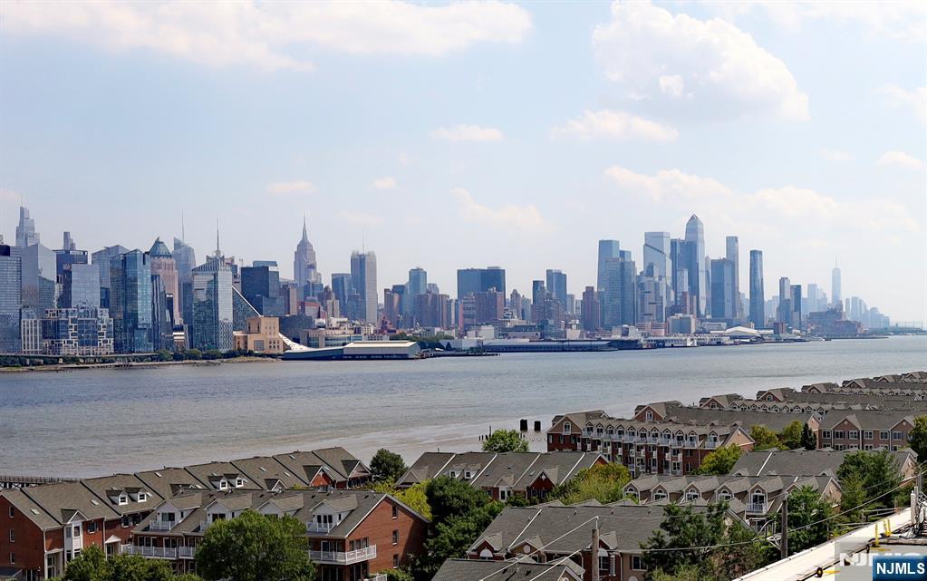 Homes for sale in Guttenberg, NJ | 7002 Jfk Blvd E #6D, Guttenberg, NJ 07093 | MLS# 26002376