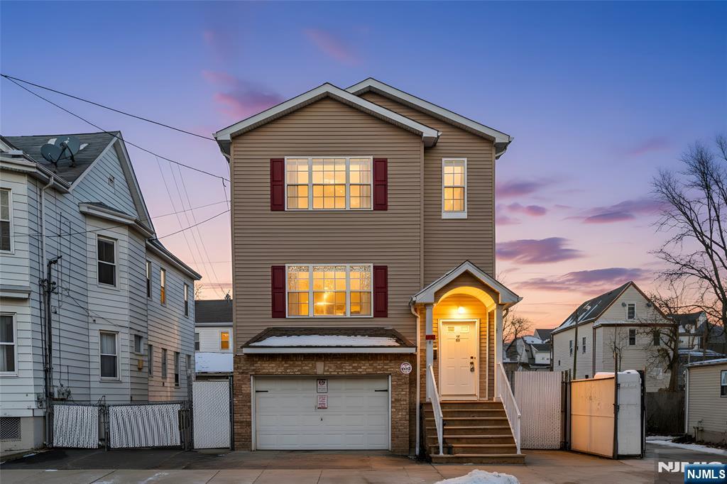 110 Redwood Avenue - Photo 2