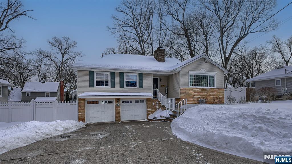 Homes for sale in Wayne, NJ | 174 Hillcrest Dr, Wayne, NJ 07470 | MLS# 26002387