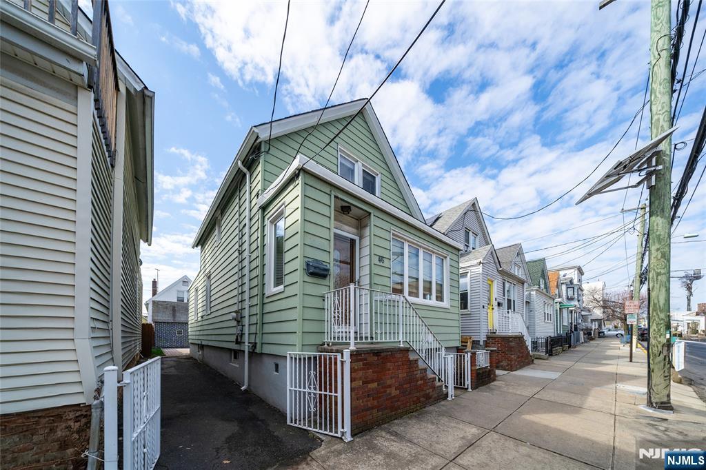 Homes for sale in Bayonne, NJ | 46 E 16th St, Bayonne, NJ 07002 | MLS# 26002409