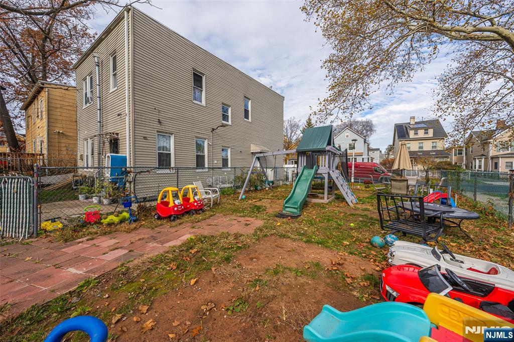 311 Elmwood Avenue - Photo 5