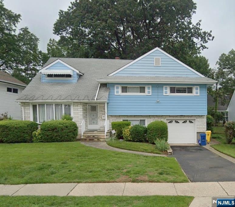 $575,000 Split Level