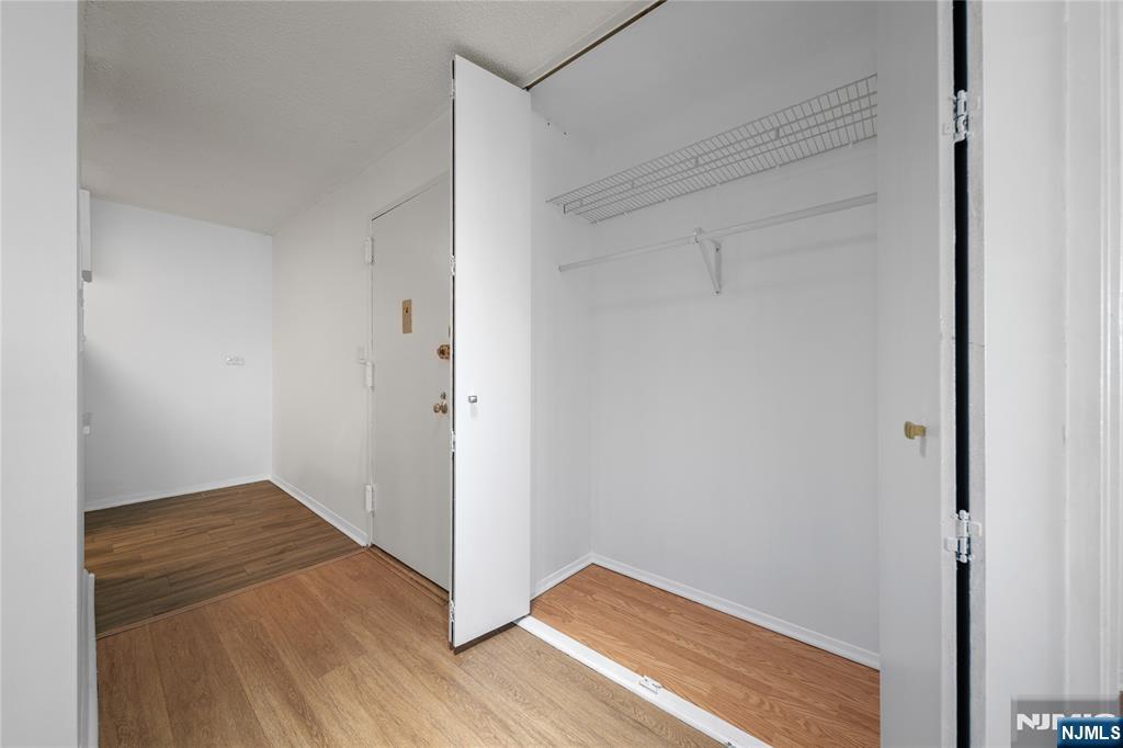 7000 Boulevard East #41L