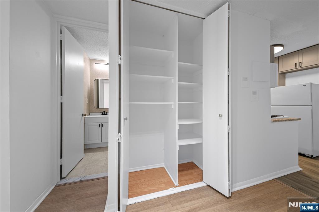 7000 Boulevard East #41L