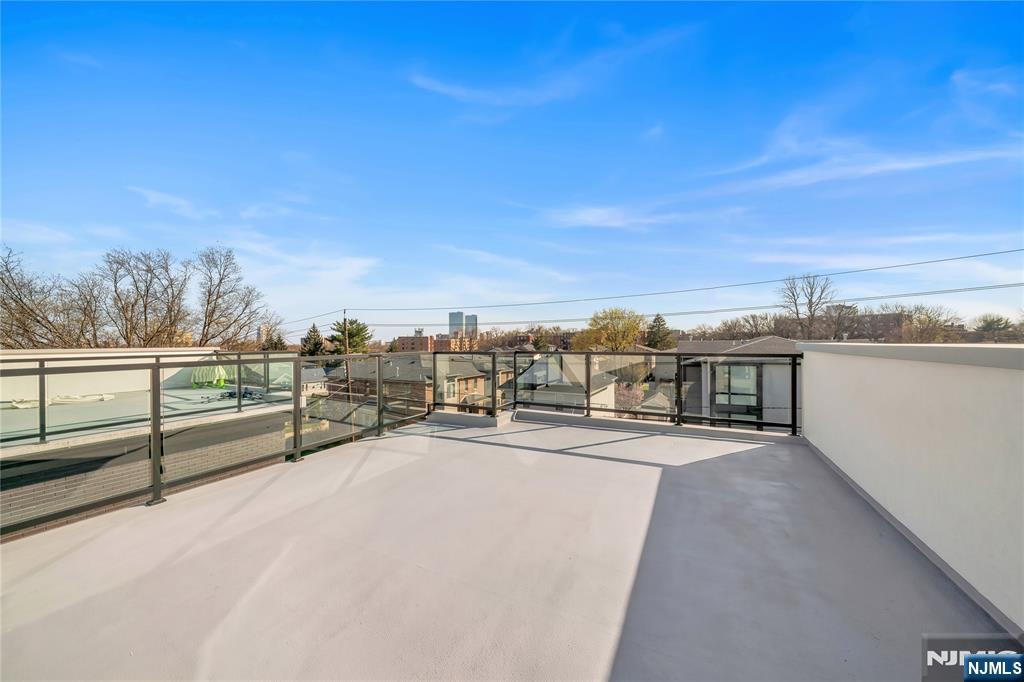 279 Myrtle Avenue, Fort Lee, NJ, 07024