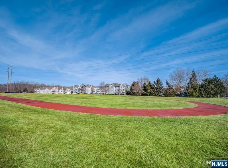 Homes for sale in Montville Township, NJ | 10 Springbrook Rd, Montville Township, NJ 07045 | MLS# 26002562