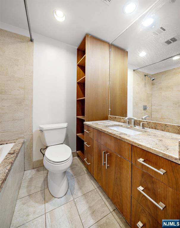 933 Garden Street #3