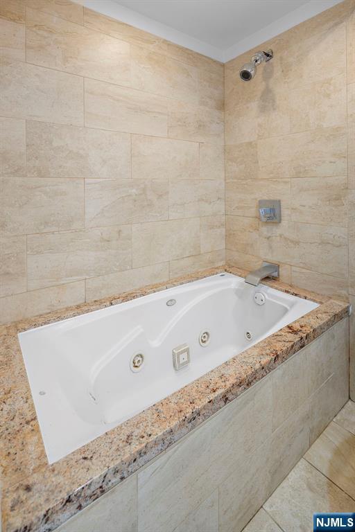 933 Garden Street #3