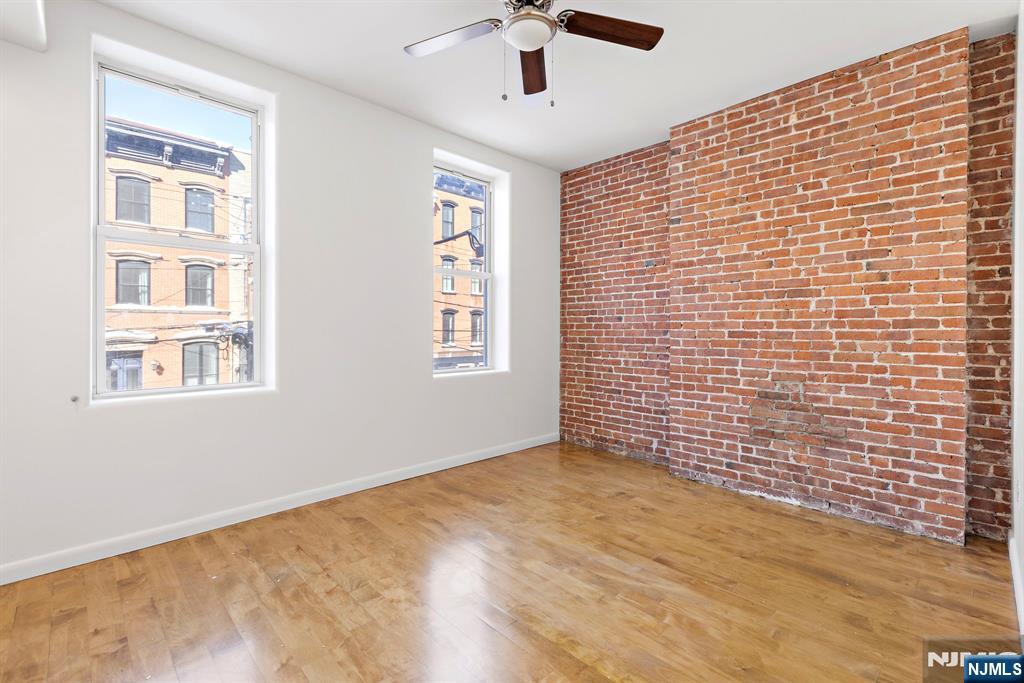 933 Garden Street #3