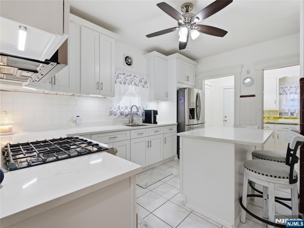 768 25th Street - Photo 1