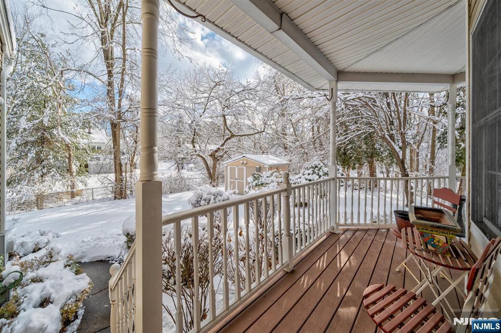 15 Paradise Place C0008 - Photo 2