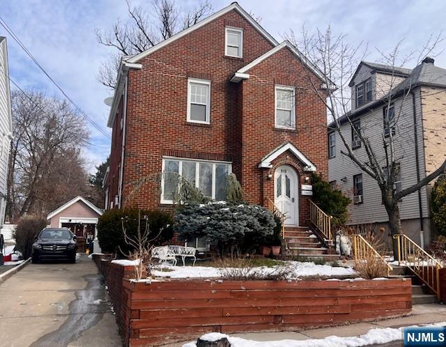 919 Marion Place - Photo 1