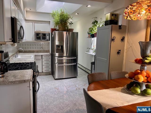 919 Marion Place - Photo 3