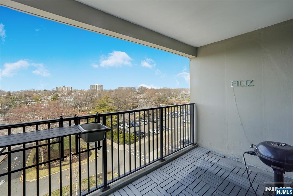 5 Horizon #501, Fort Lee, NJ 07024