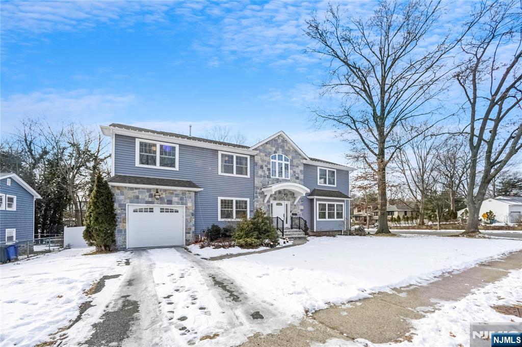 Homes for sale in River Edge, NJ | 175 Valley Rd, River Edge, NJ 07661 | MLS# 26002677