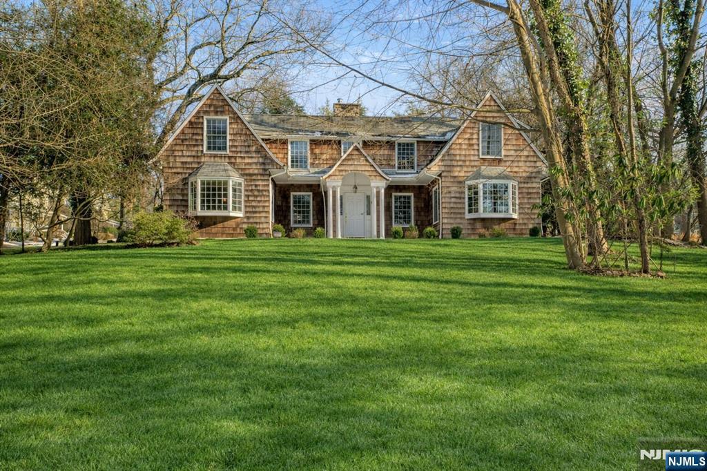 $1,500,000 Colonial