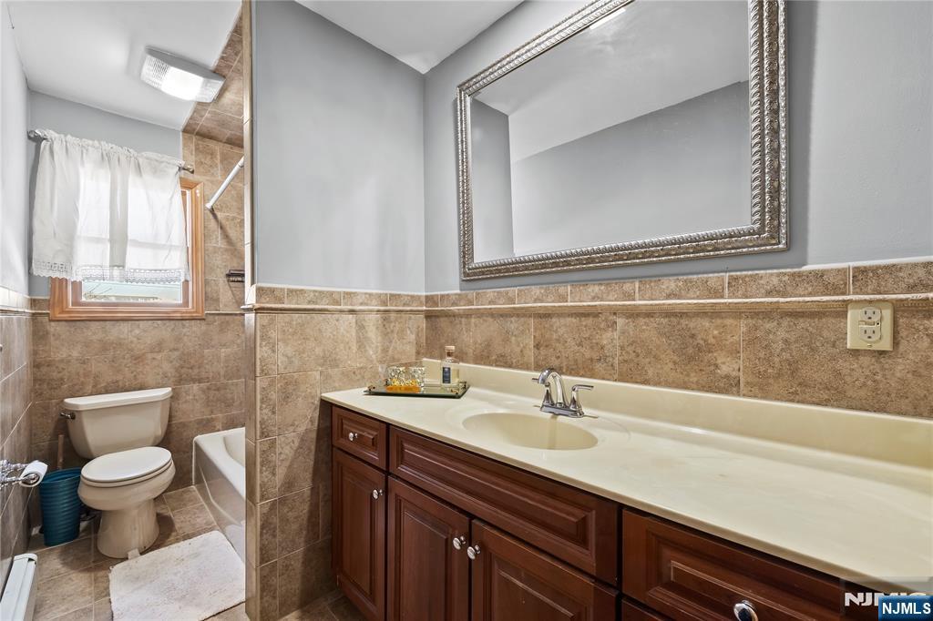 391 Taylor, #2, Hackensack, NJ 07601 Listing Photo  7