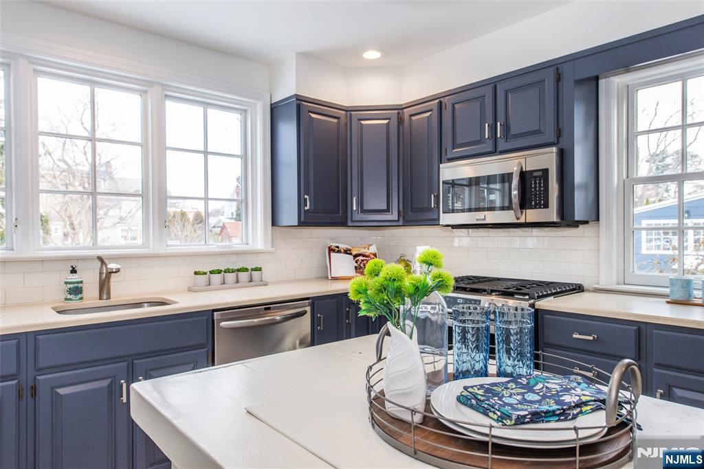 Homes for sale in Montclair, NJ | 25 Melrose Pl, Montclair, NJ 07042 | MLS# 26002727