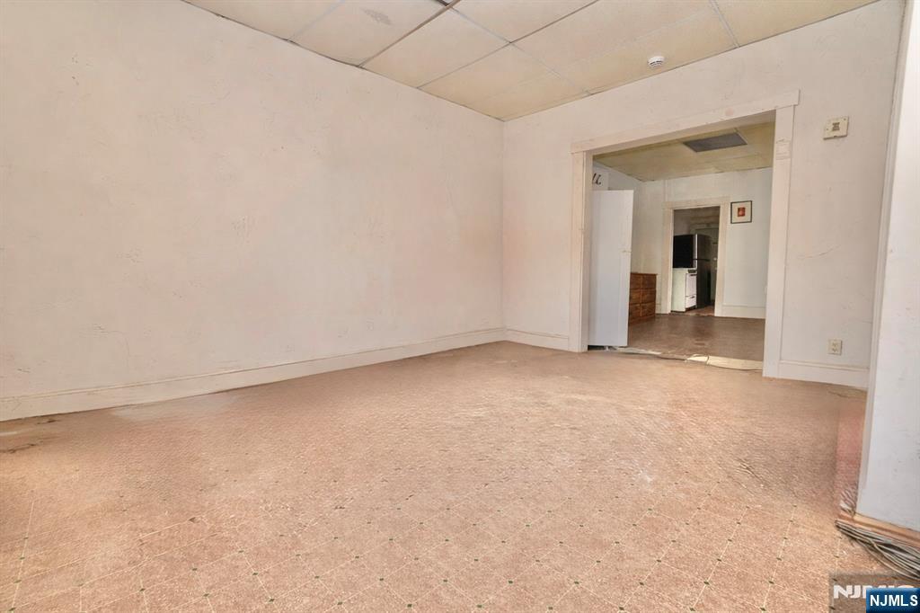 83 Jay Street, Newark, NJ, 07103