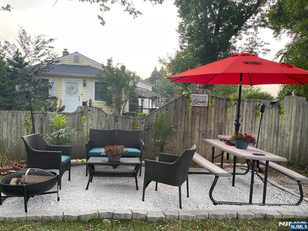 88 Fournier Crescent - Photo 3