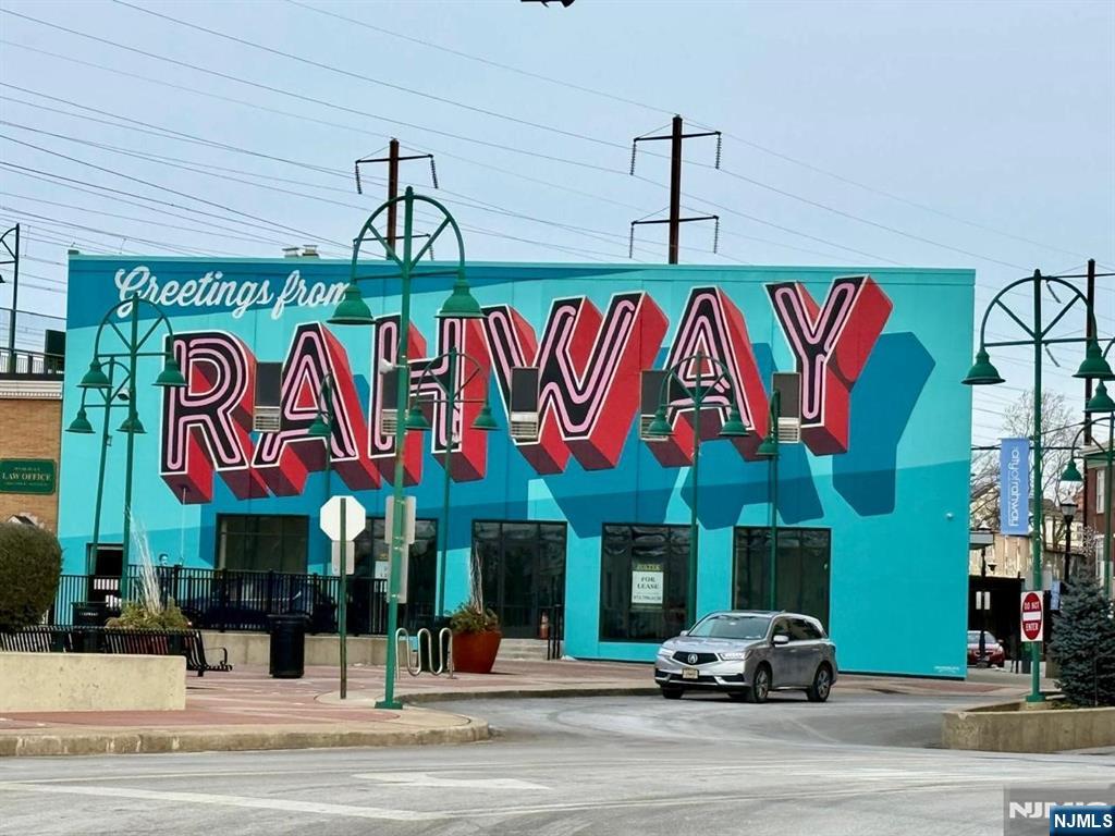 134 N Stanton Street