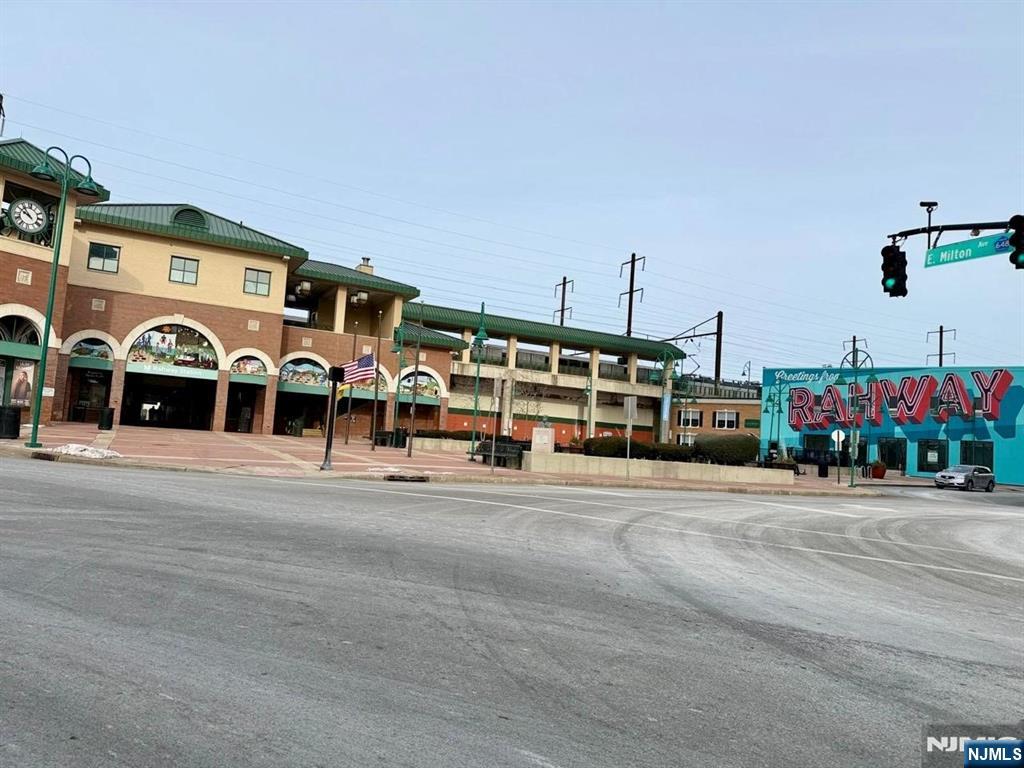 134 N Stanton Street