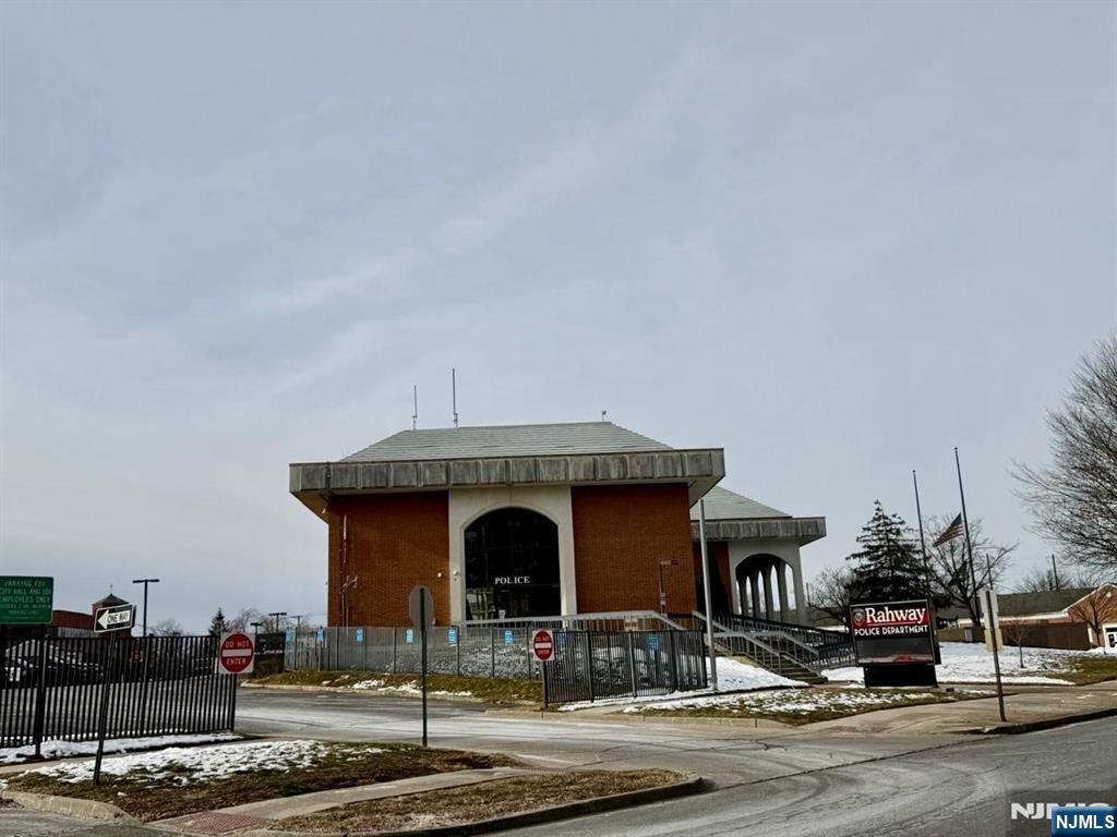 134 N Stanton Street