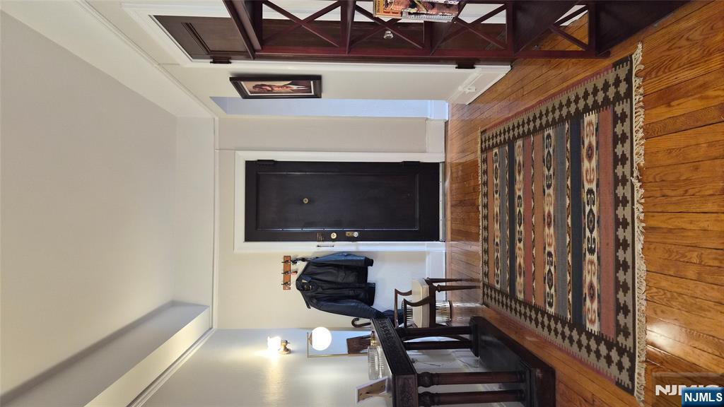 363-377 Mount Prospect #1B