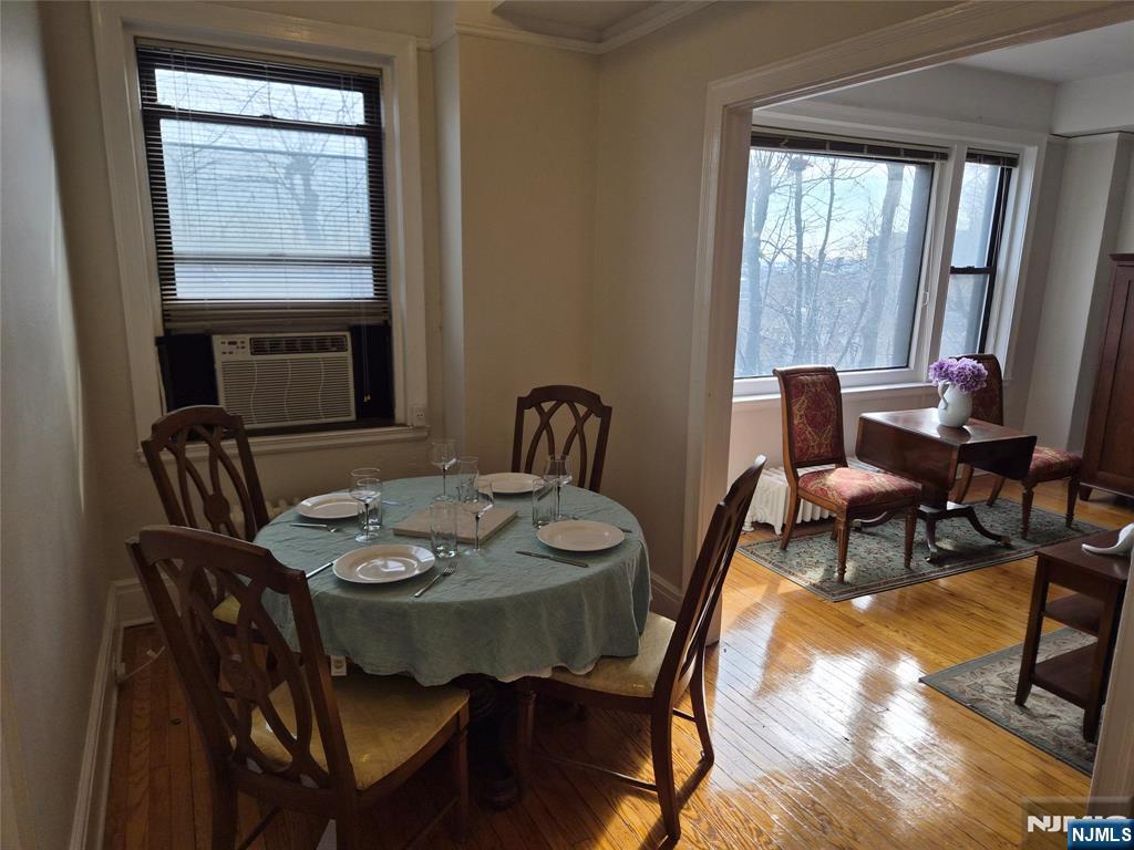 363-377 Mount Prospect #1B