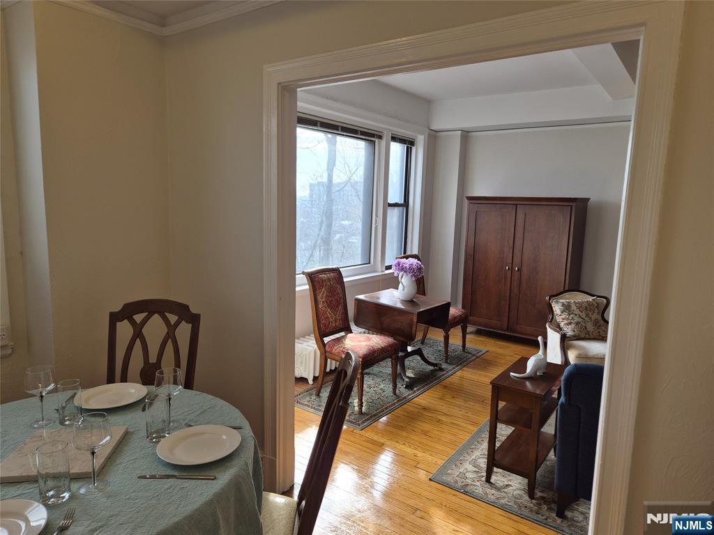 363-377 Mount Prospect #1B