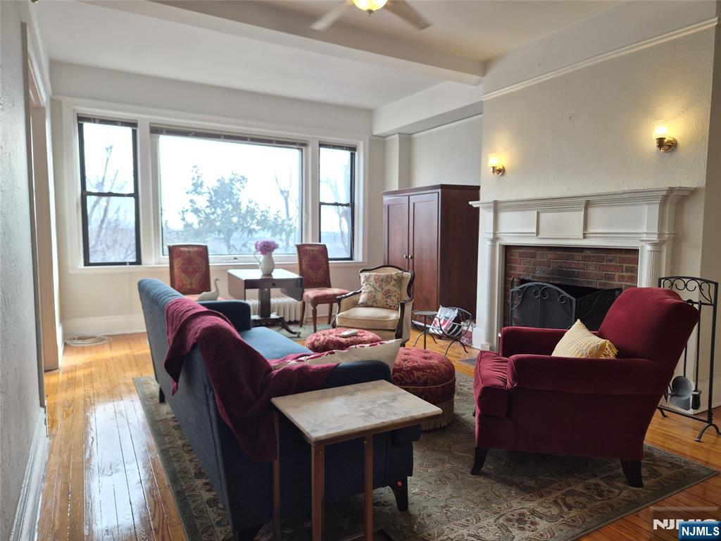 363-377 Mount Prospect #1B