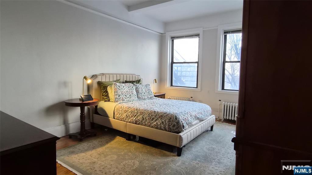 363-377 Mount Prospect #1B