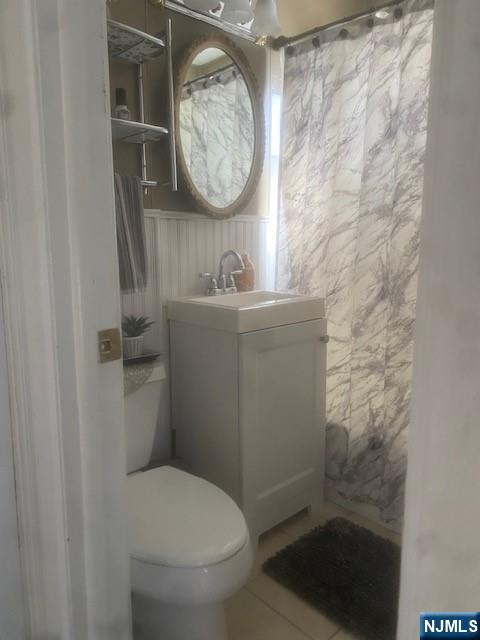 74 Avenue E, Lodi, NJ, 07644