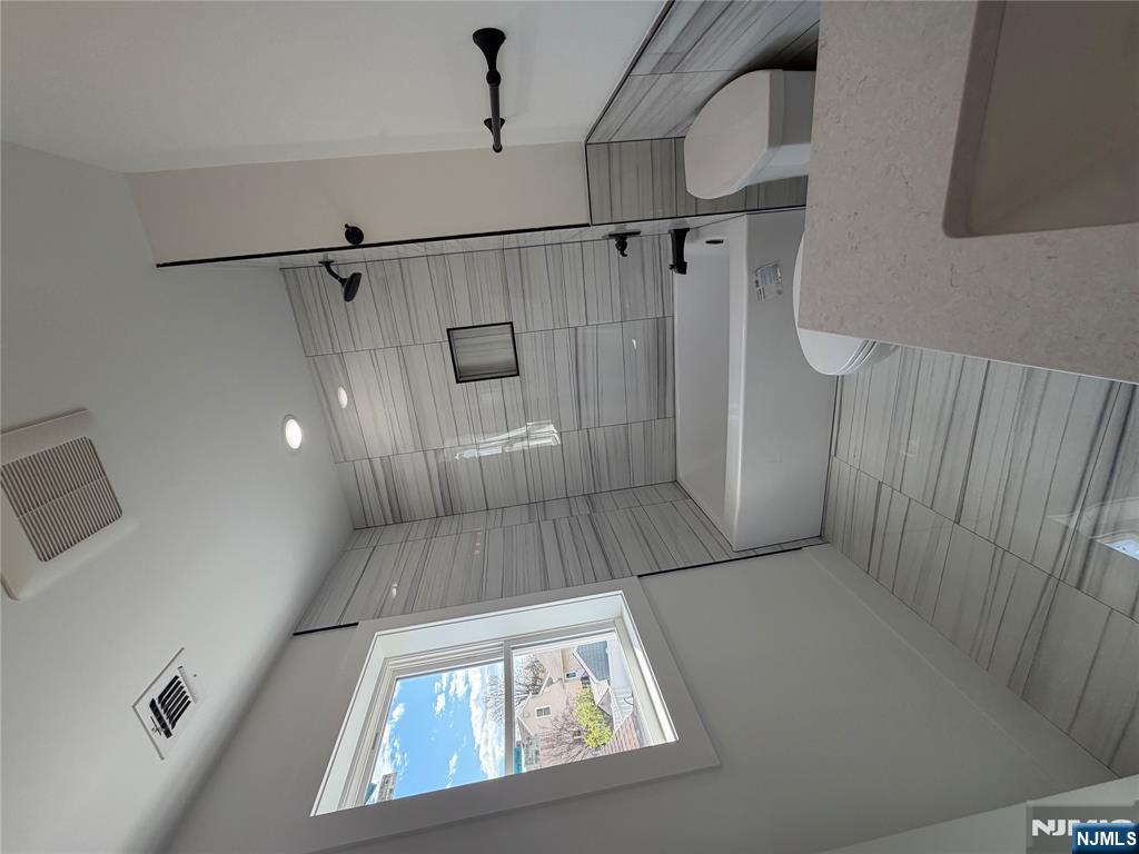 459 Washington Avenue