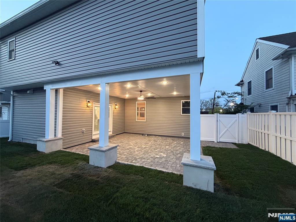 459 Washington Avenue