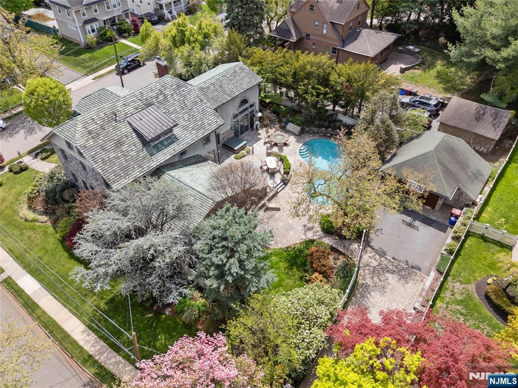 225 Hillside Avenue - Photo 5